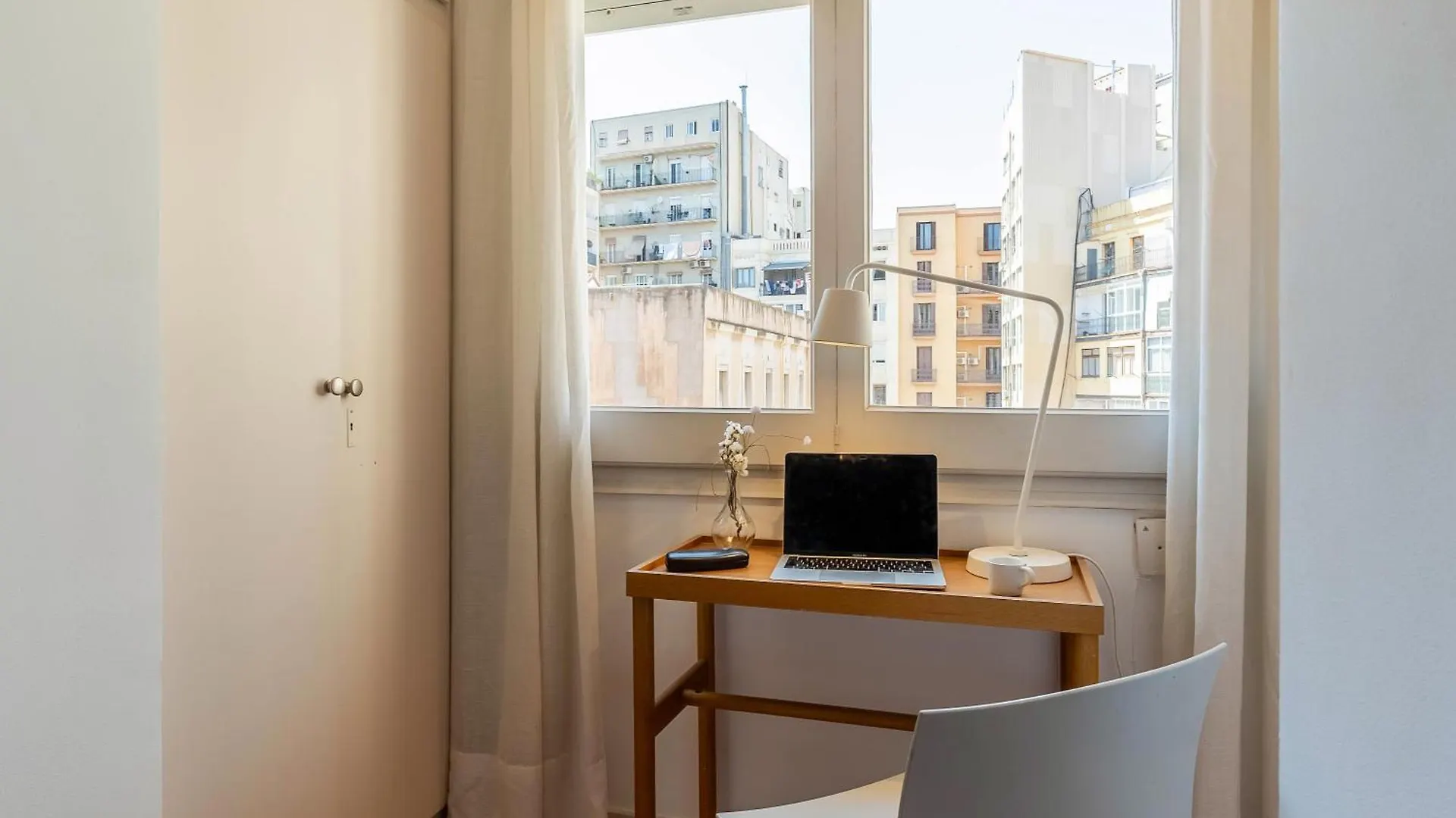 Canela Homes Barcelona Casp 0*,  Spain